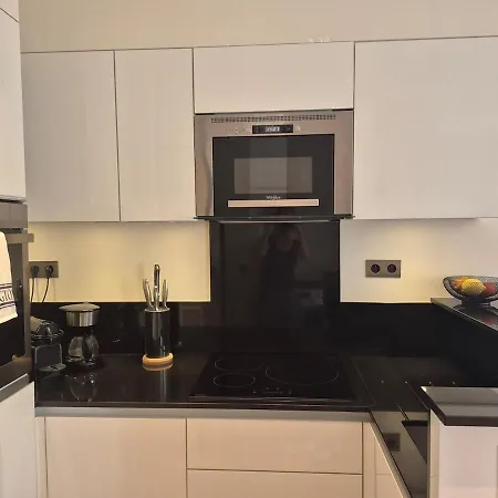 Appartement Elegant On A Quiet Street In Old Town *